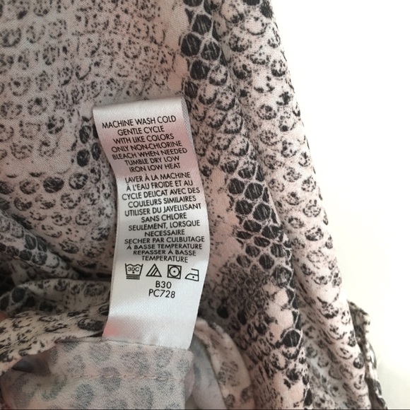 Calvin Klein snakeskin blouse - Picture 4 of 8